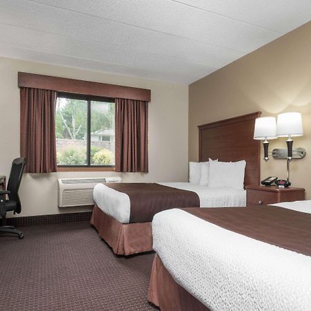 Americinn By Wyndham Lake City Esterno foto