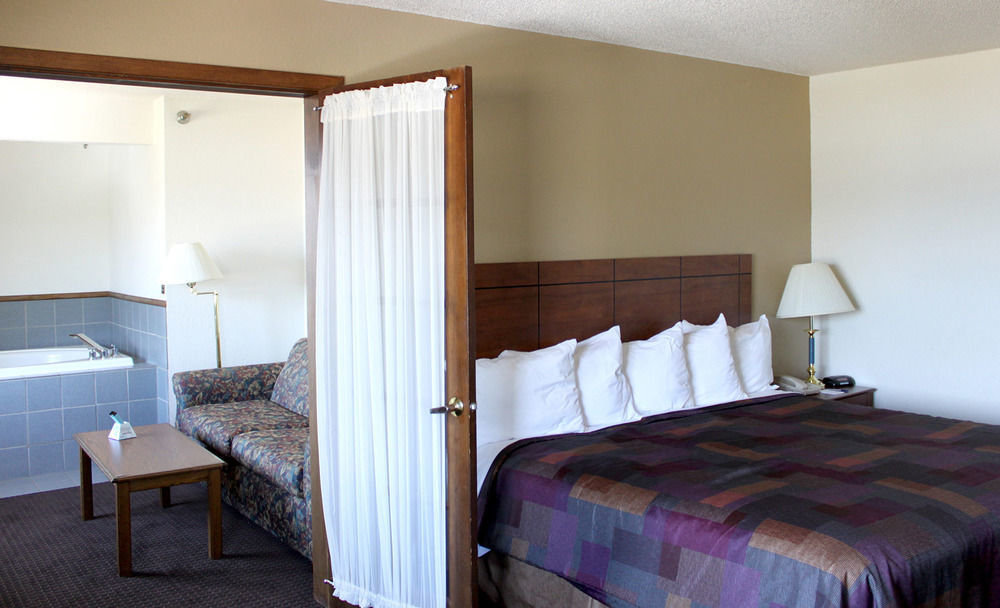Americinn By Wyndham Lake City Esterno foto