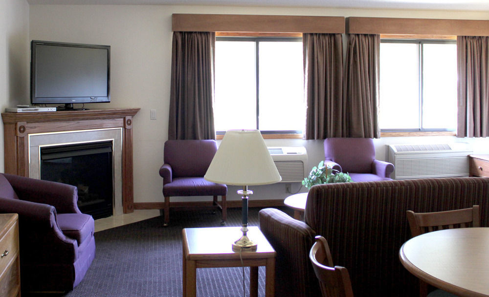 Americinn By Wyndham Lake City Esterno foto